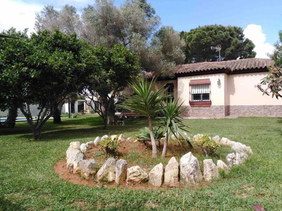 Chalet En La Barrosa, Piscina+Bbq+Grifo De Cerveza 치클라나 데 라 프론테라 외부 사진